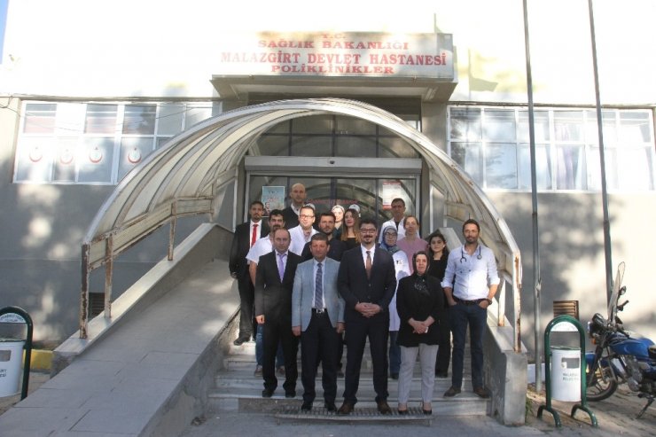 Malazgirt Devlet Hastanesi Yeni Kadrosuyla Göz Kamaştırıyor