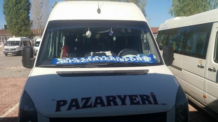 Pazaryeri’nde Minibüsçülerden Pazaryerispor’a Destek