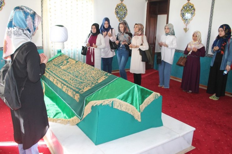 Şeyh Edebali Üniversitesi Öğrencilerinden Bilecik Ziyareti