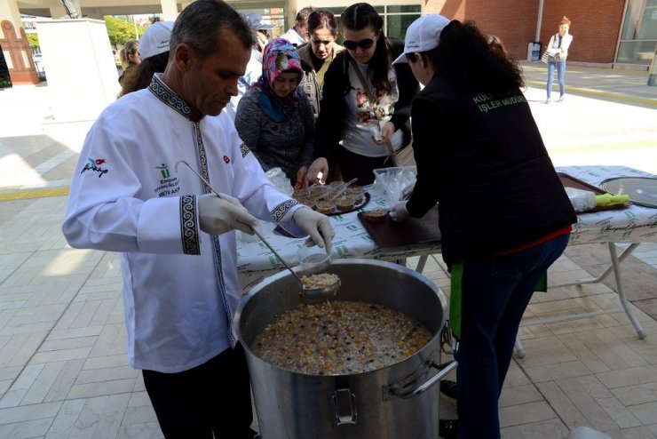 Tepebaşı’nda Muharrem Ayı Bereketi