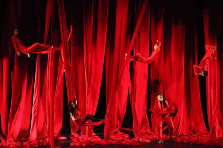 ’Biz Yaz Gecesi Rüyası’ İçin Geri Sayım Başladı