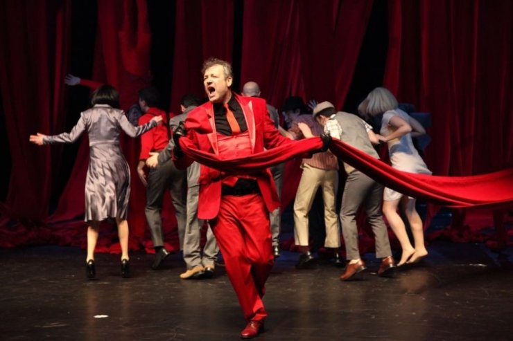 ’Biz Yaz Gecesi Rüyası’ İçin Geri Sayım Başladı