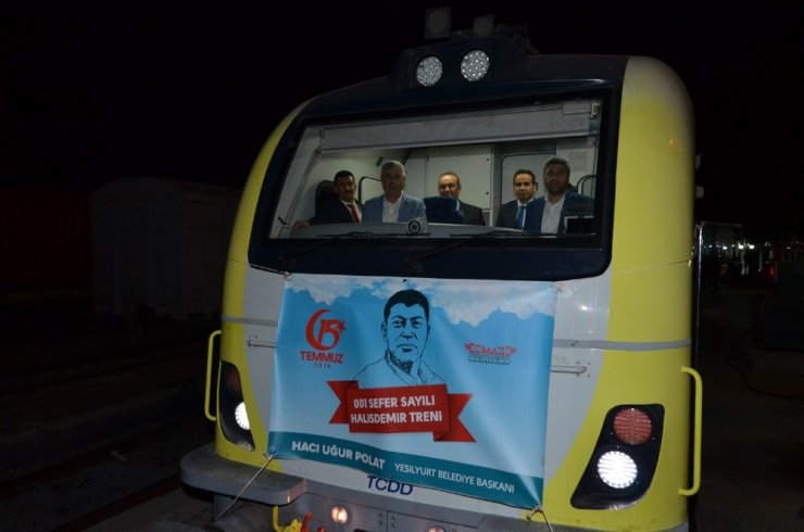 Malatya’dan 350 Kişilik Kafile, Halisdemir’in Kabrini Ziyarete Gitti