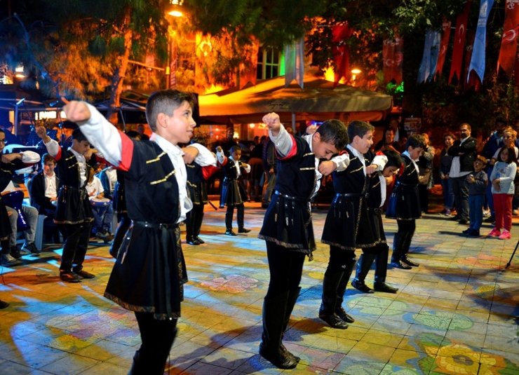 Lozan Mübadillerinden Muhteşem Konser