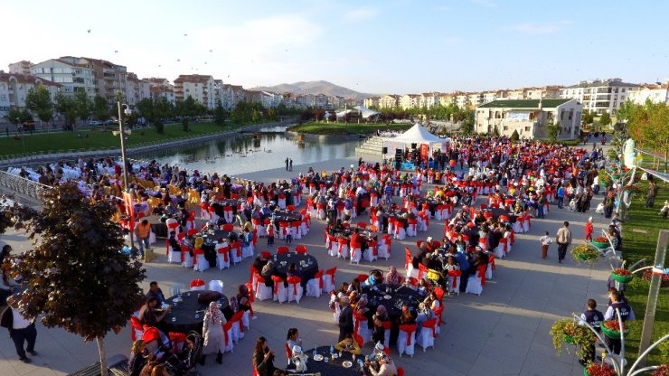 248 Çocuk Erkekliğe İlk Adımı Attı