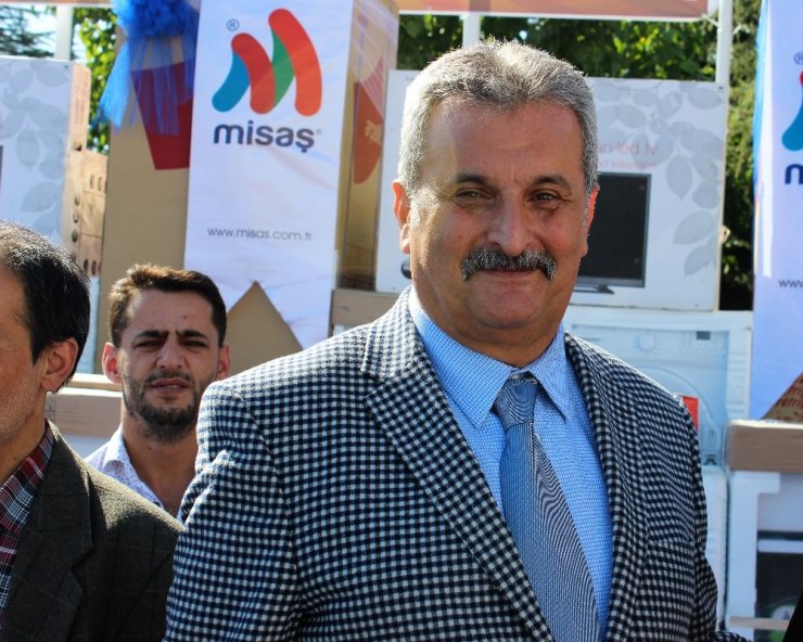 Dalga Geçiyorlar Zannetti ’Araba’ Kazandı