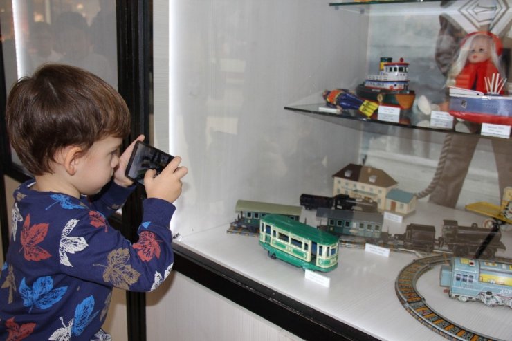 Bu Oyuncaklar Tablet Ve Bilgisayarlara Meydan Okuyor