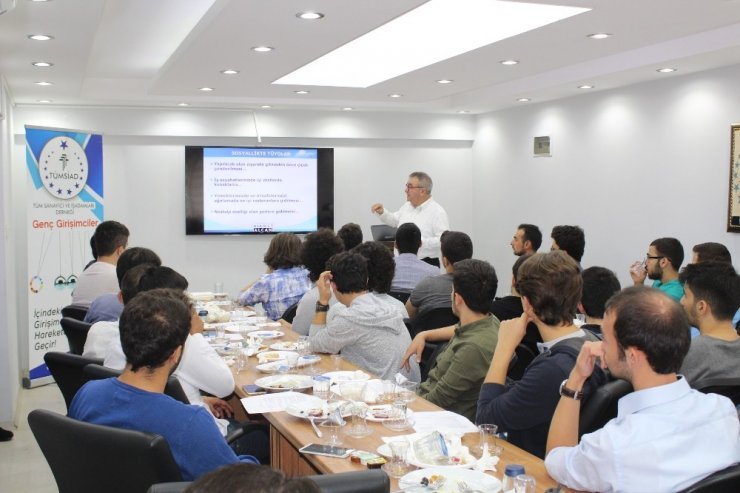 Genç Girişimciler Tümsiad İzmir’de Buluştu