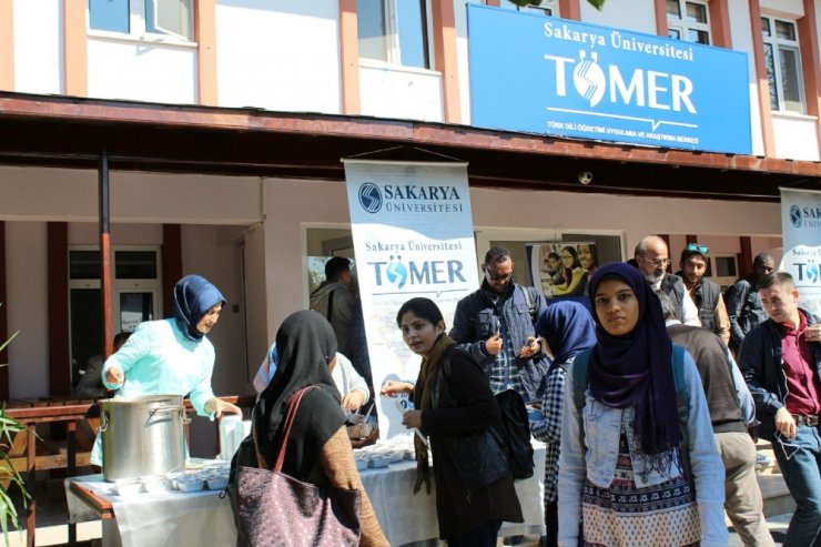 Sakarya Üniversitesi Tömer’de Aşure İkramı