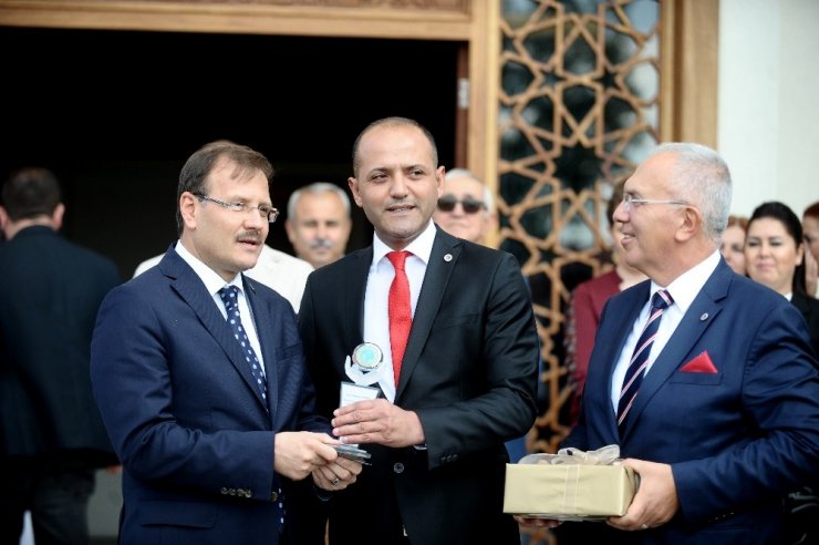 Başbakan Yardımcısı Çavuşoğlu, “Türk Diline Önem Veriyoruz”