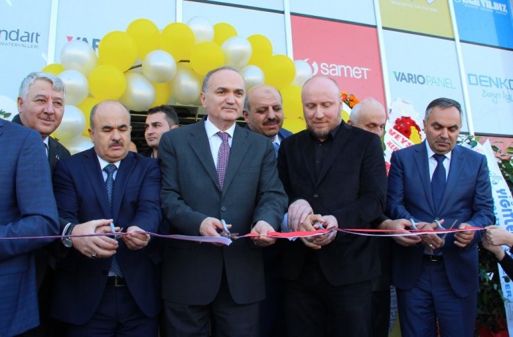 Düzce’de Açılışa Katılan Bakan Özlü; 