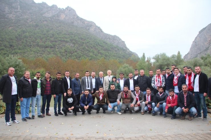 Bilecikspor Ve 1308 Osmaneli Belediyespor’un Dostluk Kahvaltısı