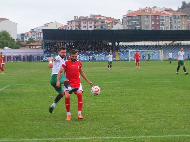 Bozüyük Vitraspor:2 Feriköyspor:0