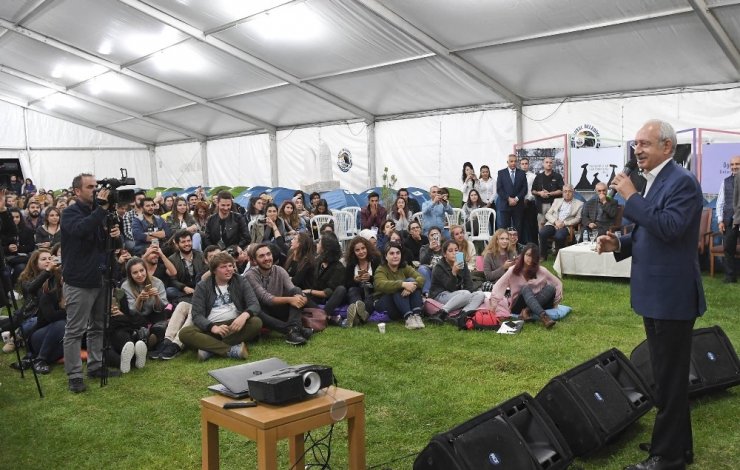 Chp Genel Başkanı Kemal Kılıçdaroğlu, Kapadokya’da Tasarımcı Gençlerle Uluştu