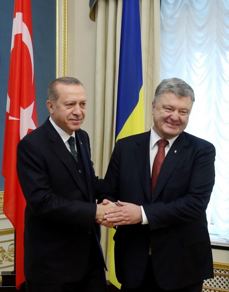 Cumhurbaşkanı Erdoğan, Ukraynalı Mevkidaşı Poroşenko İle Görüştü