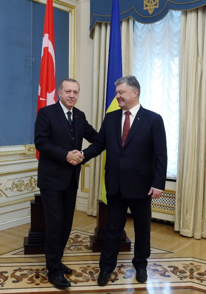 Cumhurbaşkanı Erdoğan, Ukraynalı Mevkidaşı Poroşenko İle Görüştü