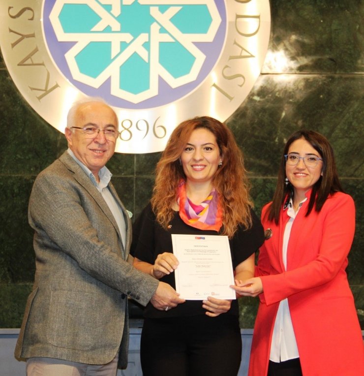 Başkan Hiçyılmaz Kadın Girişimciler Kurulu Genel Kurul Toplantısına Katıldı