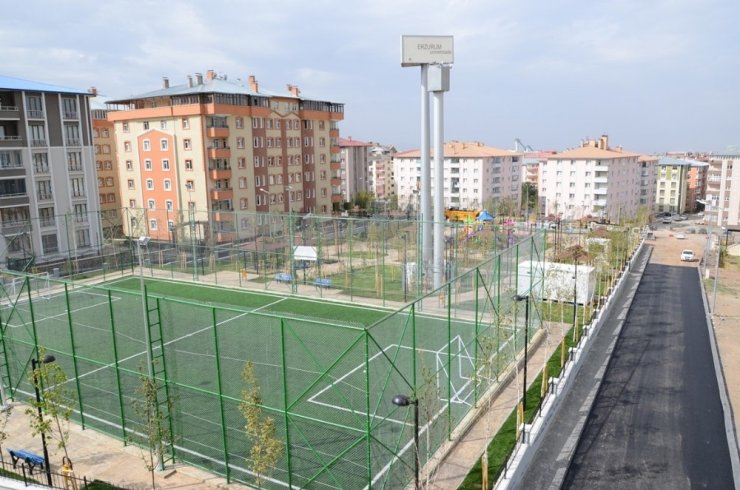 Palandöken Belediyesi 75’inci Parkını Yaptı
