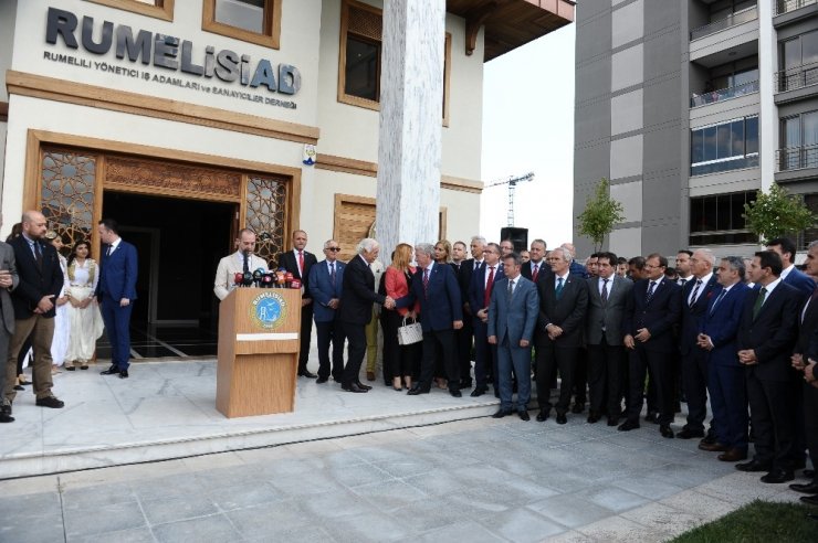 Başbakan Yardımcısı Çavuşoğlu, “Türk Diline Önem Veriyoruz”