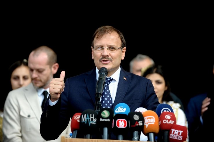 Başbakan Yardımcısı Çavuşoğlu, “Türk Diline Önem Veriyoruz”