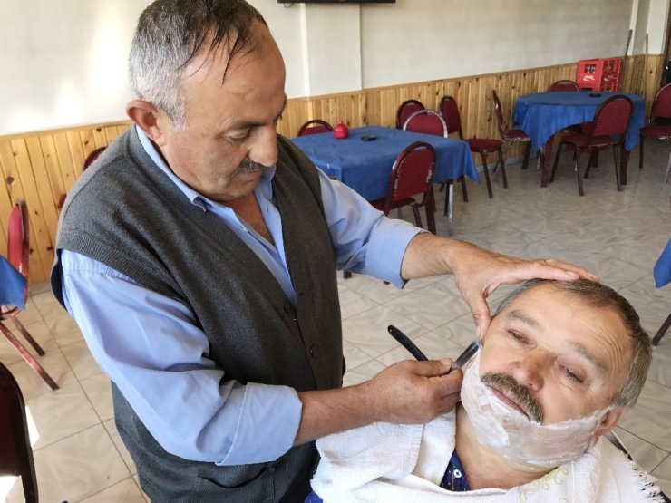 Tokat’ta Köy Berberliği Yaşatılmaya Çalışıyor