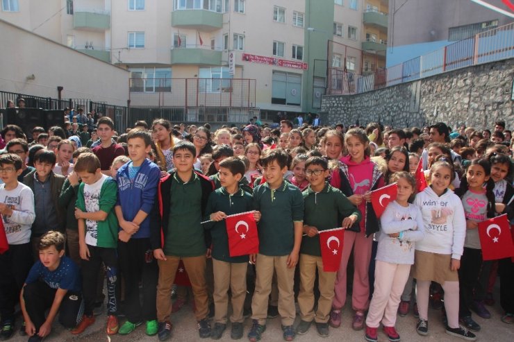 Edebali Ortaokulu Çok Amaçlı Spor Salonu Açıldı