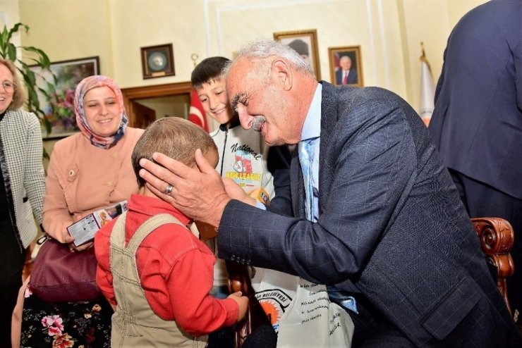 10 Keçi İle Başladı Şimdi 170 Keçisi Var