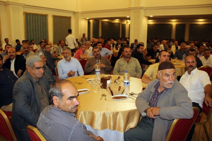 Aileler Arasındaki Husumet Barış Yemeğiyle Son Buldu