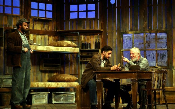 Adt, "Fareler Ve İnsanlar" İle Sezonu Açtı