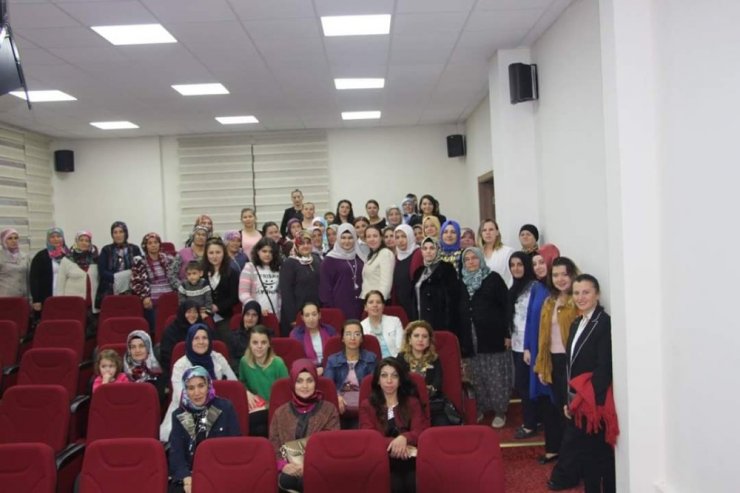 Ak Parti Eskişehir Kadın Kolları İlçelerdeki Kongrelerini Tamamladı