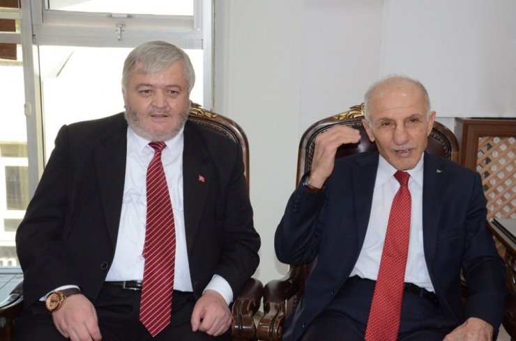 Şampiyondan Ak Partiye Ziyaret