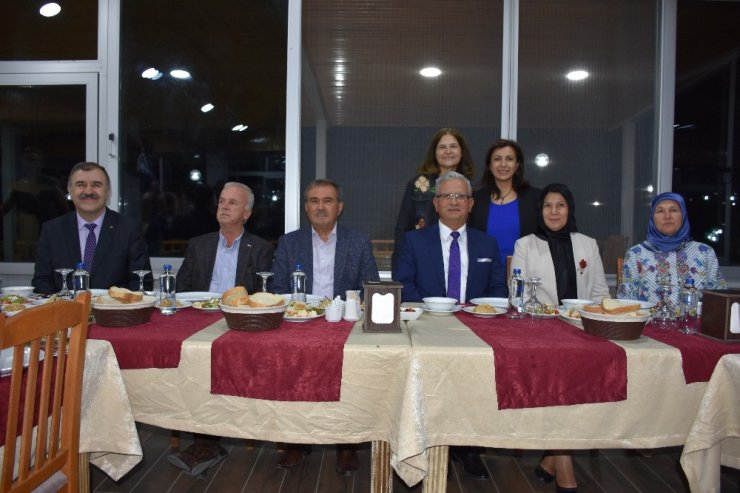 Bigadiç, Akademisyenleri Ağırladı