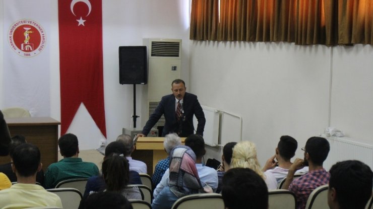 Üniversiteye Yeni Başlayan Öğrenciler Tanışma Toplantısında Buluştu