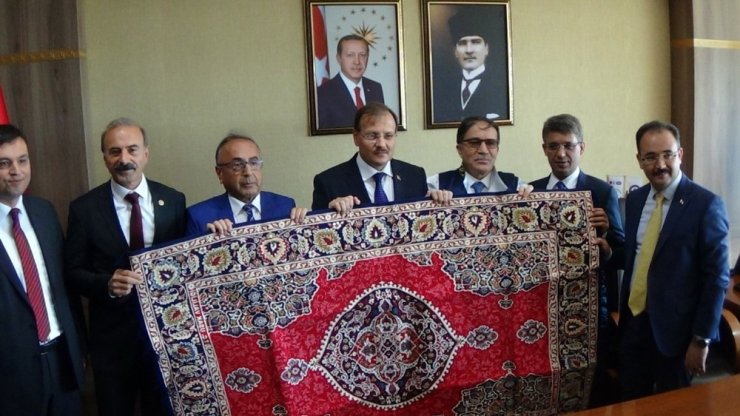 Uşak Üniversitesinde 2017-2018 Akademik Yılı Törenle Açıldı