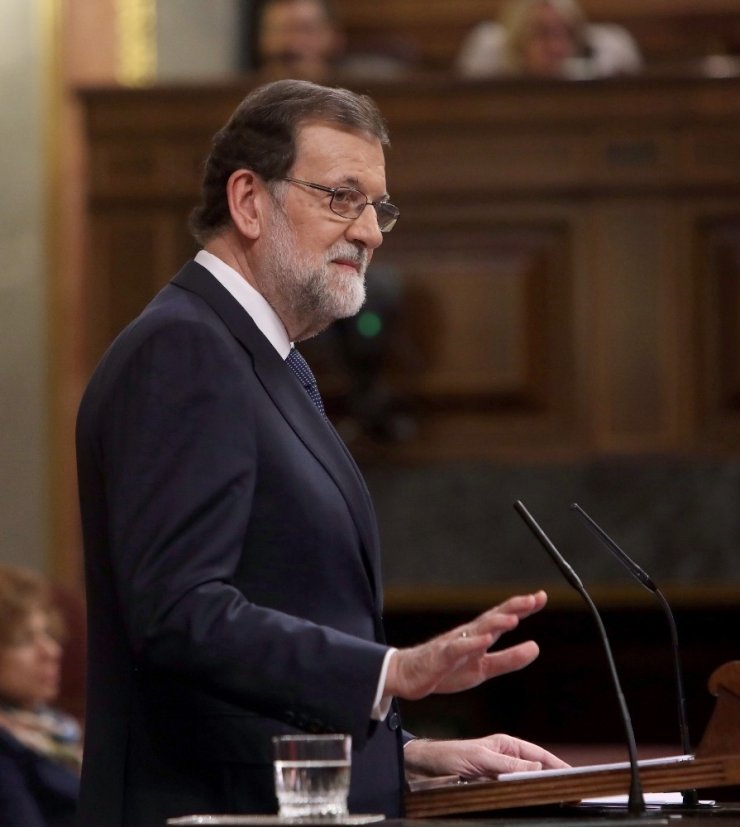 İspanya Başbakanı Rajoy: “Anayasa Reformu Düşünebiliriz”