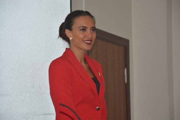 İzmit Belediyesi Çalışanlarına Nezaket Eğitimi