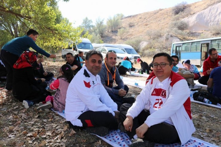 Çat Vadisinde Sağlıklı Yaşam Yürüyüşü Yapıldı