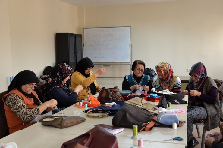 Belde Evleri Dayanışmanın Ve Paylaşmanın Merkezi