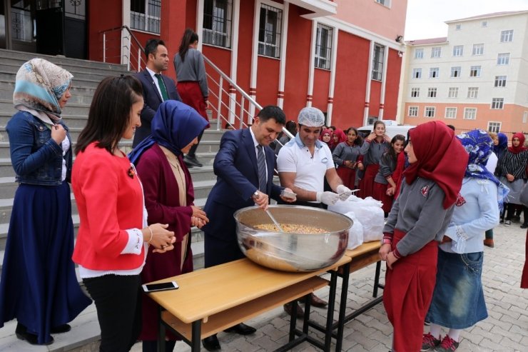Gürpınar’da Kütüphane Açılışı