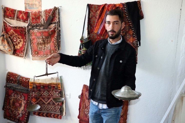 Yozgat’ın Kültür Değerlerini İşyerinde Sergiliyor