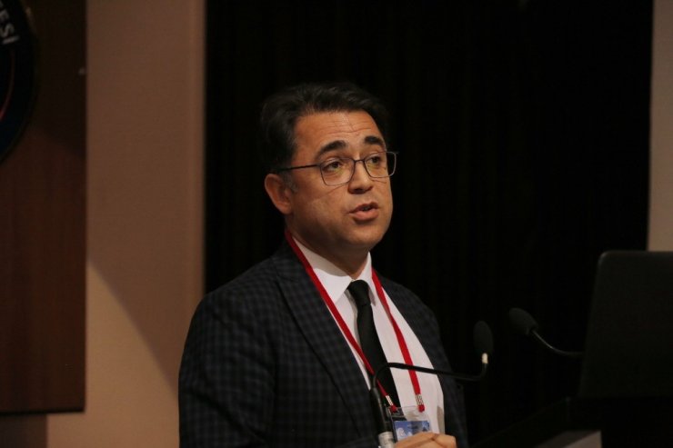 Ulusal Çocuk Genetik Sempozyumu Aü Başladı