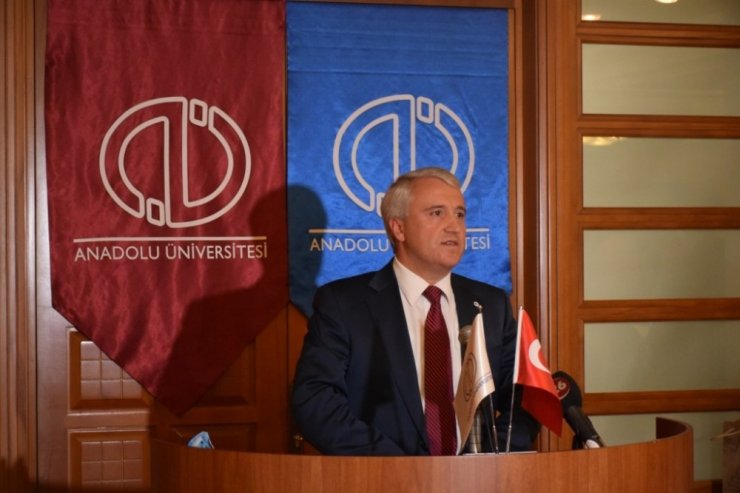 Anadolu Üniversitesi Gençlik Ve Spor Kulübü 2017-2018 Sezonunu Açtı
