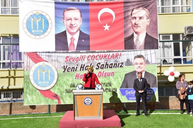 Osmangazi Ortaokulu Sentetik Saha Öğrencilerin Hizmetine Açıldı