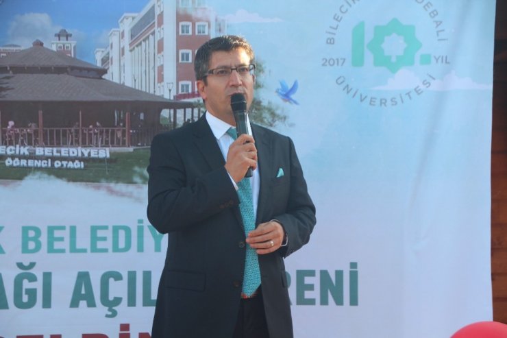 Bilecik Belediyesi Öğrenci Otağı Öğrencilerin Hizmetine Açıldı
