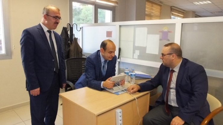 Görme Engelliler Kılavuz Çizgilerin Artırılmasını İstiyor