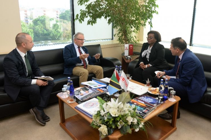 Tanzanya’dan Bursalı Tekstilcilere Davet