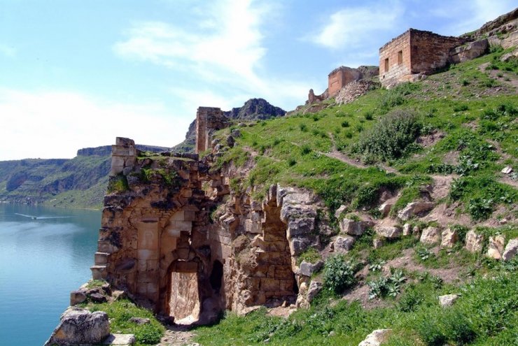 Fırat’ın İncisi: Rumkale Kitabı Çıktı