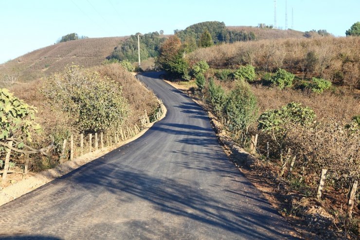 Sıcak Asfalt Serim İşlemleri Sürüyor