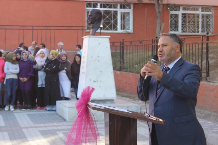 Tavşanlı’daki Okullarda Aşure Etkinliği