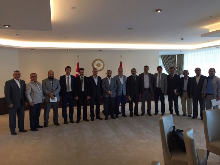 Konak’taki İmam Hatip Okulları, Başbakanlık Ofisi’nde